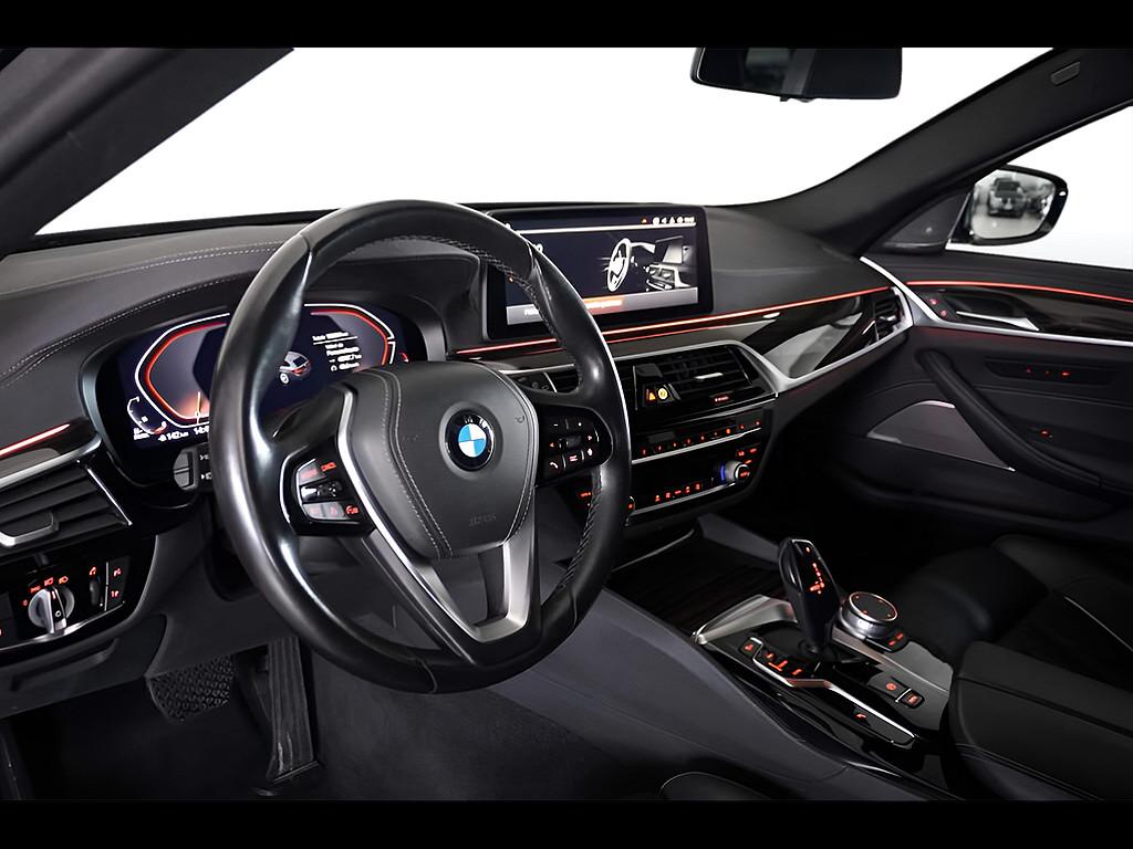 usatostore.bmw.it Store BMW Serie 5 530d Touring mhev 48V xdrive Luxury auto